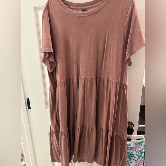 Old navy Women's Mauve Tiered dress with pockets - Picture 2 of 4